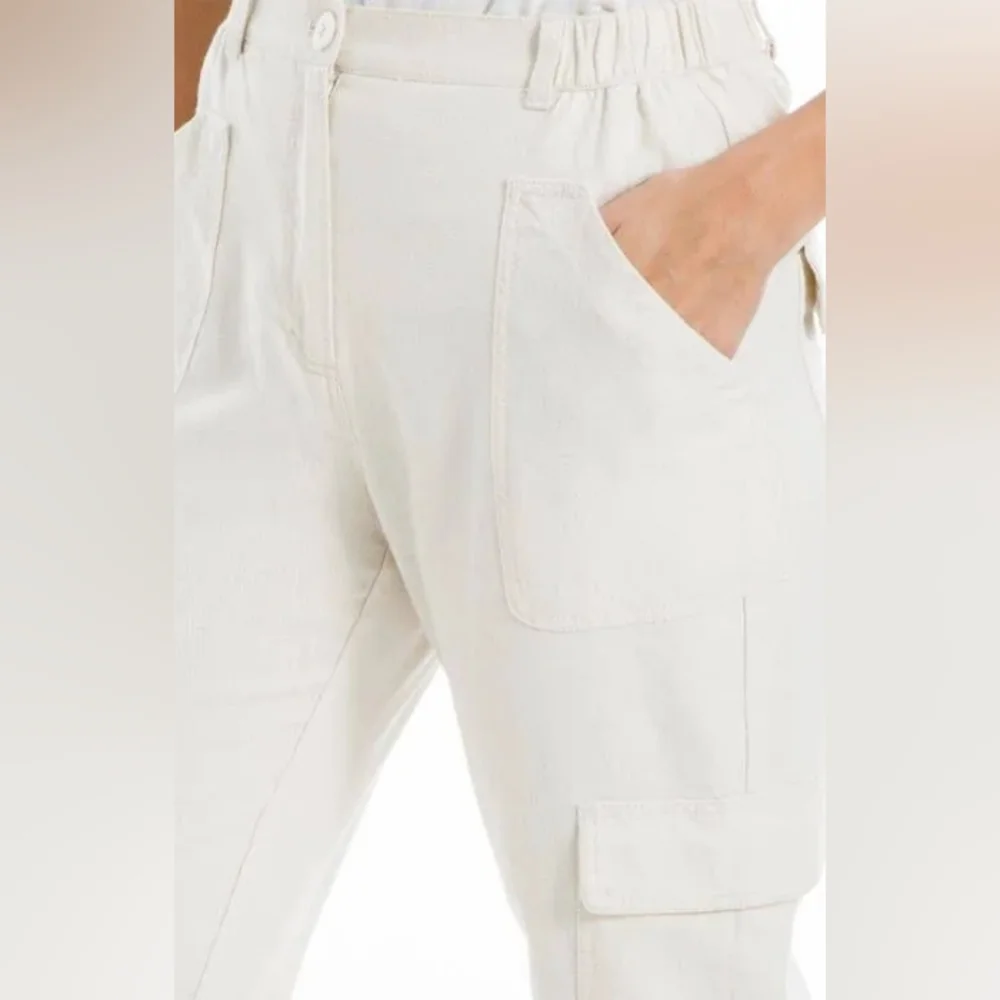 Max Studio London Ivory Cargo Pants - Picture 2 of 12